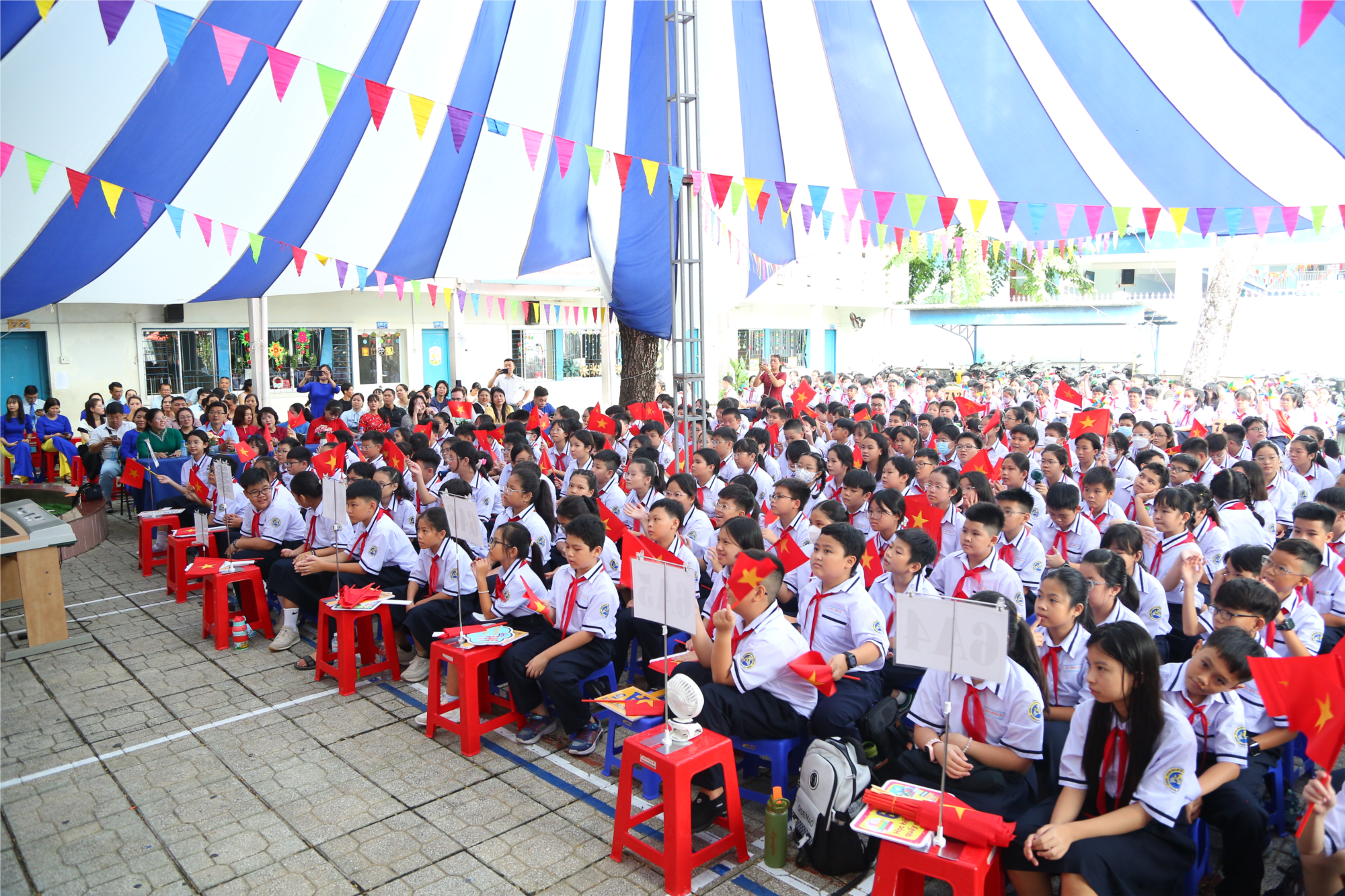 Nhấn vào ảnh để phóng to