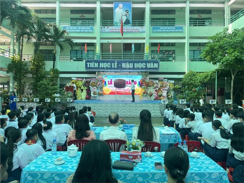 Hôm nay ngày 05/09/2024 trường THCS An Lạc thực hiện lễ Khai giảng năm học 2024-2025