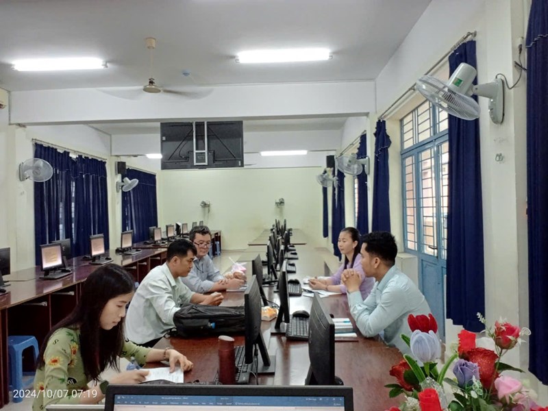 Sinh hoạt chuyên môn tổ công nghệ - tin học tuần 2 tháng 10 năm 2024