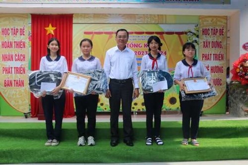 Lễ Tổng kết năm học 2023-2024 và Tri ân trưởng thành cho học sinh khối 9 niên khóa 2020-2024