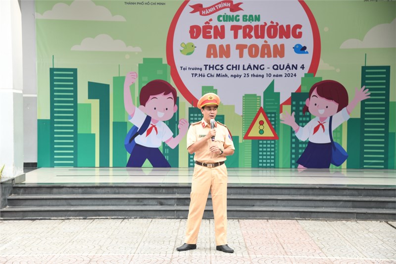 Chuyên đề An toàn giao thông hành trình “Cùng bạn đến trường an toàn” năm 2024