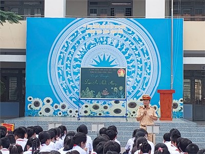 Tuyên truyền luật an ninh mạng và Tư vấn pháp luật