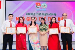 Trường THCS Điện Biên có 05 thầy cô giáo đạt danh hiệu Nhà giáo trẻ tiêu biểu cấp Quận và cấp Thành phố.