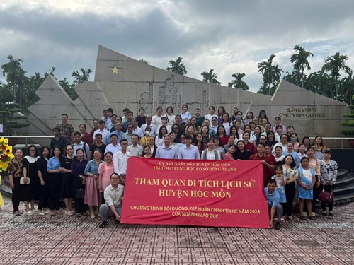 Tổ chức tập huấn trải nghiệm lớp chính trị hè năm 2024 của trường THCS Đông Thạnh