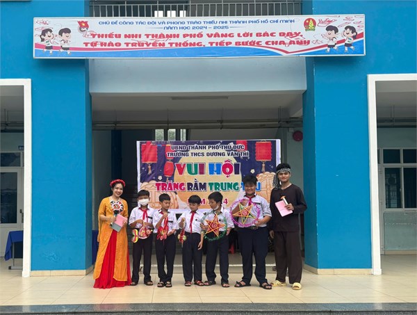 Hoạt động “Vui hội trăng rằm Trung Thu” cho các bạn nhỏ DVT