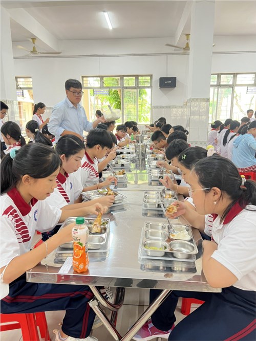 Thực đơn tuần 4 tháng 10/2024 (Từ ngày 30/09/2024 đến 04/10/2024)
