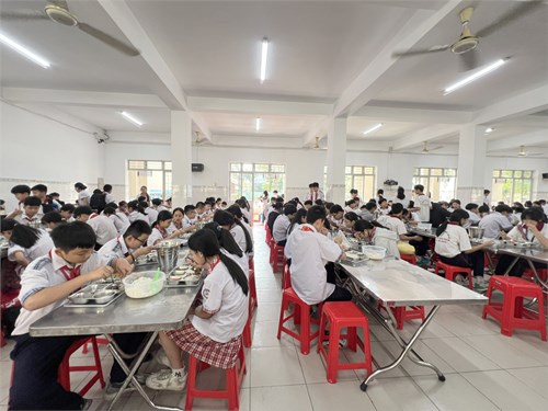 Thực đơn bán trú tuần 37 - Tháng 5/2025 (Từ ngày 19/05/2025 đến ngày 23/05/2025)