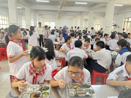 Thực đơn bán trú tuần 14 tháng 12/2024 (Từ 09/12 - 13/12/2024)