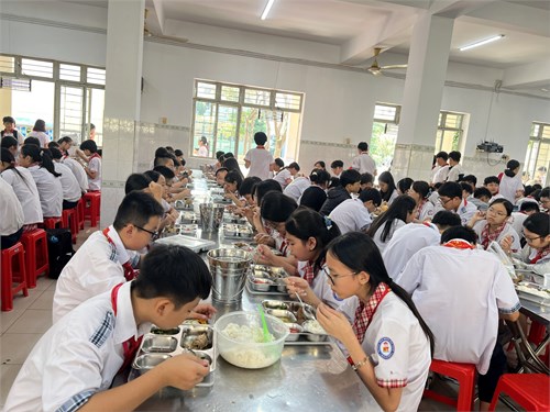 Thực đơn bán trú tuần 26 - HKII (Từ ngày 03/03/2025 đến ngày 07/03/2025)