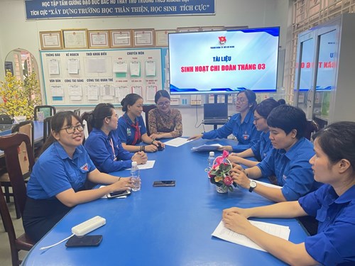 Đoàn viên Chi đoàn Giáo viên sinh hoạt chủ điểm tháng 3/2024