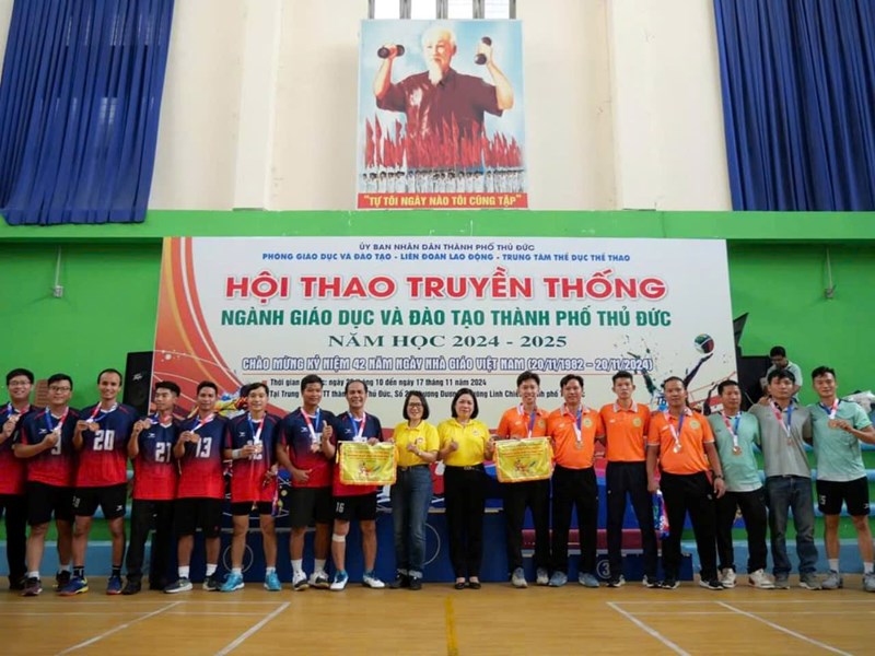 Tổng kết hội thao truyền thống ngành giáo dục và đào tạo tp thủ đức chào mừng ngày nhà giáo việt nam (20/11/1982-20/11/2024)
