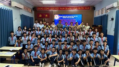 Lễ ra quân đội tuyển thi học sinh giỏi cấp thành phố thủ đức