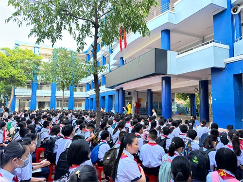 Quyết định về việc thành lập Ban kiểm tra nội bộ nhà trường Năm học 2024 - 2025