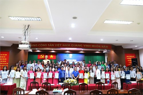 Tuyên dương Nhà giáo trẻ tiêu biểu Quận 7 năm 2023