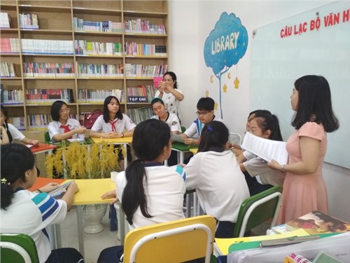 Câu lạc bộ sách