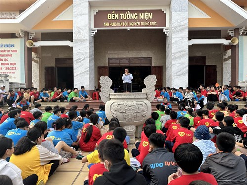 Hoạt động trải nghiệm học tập ngoại khóa ngoài nhà trường - Khối 6, khối 7 ngày 05/4/2024 | NH 2023 - 2024
