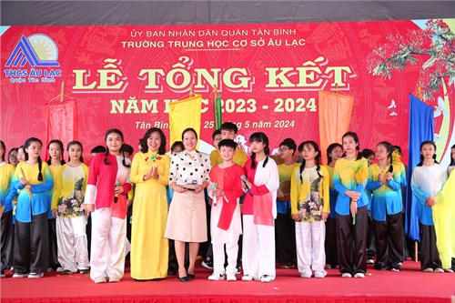 Lễ Tổng kết khen thưởng học sinh | NH 2023 - 2024