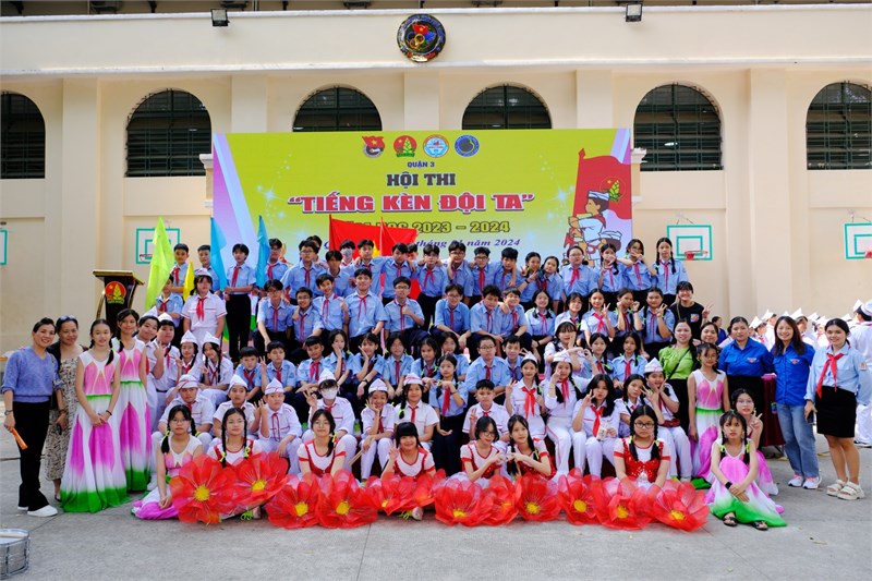Liên đội THCS Bàn Cờ tham gia Hội thi Nghi Thức Đội TNTP Hồ Chí Minh và  Tiếng kèn Đội ta  cấp Quận năm học 2023 - 2024