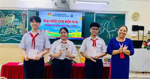 Chúc mừng Đại hội Chi đội mẫu lớp 9/6 năm học 2024 - 2025