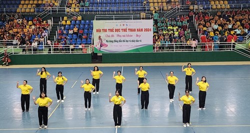 Trường THCS Cầu Kiệu tham gia Hội thi thể dục thể thao năm 2024. Chủ đề  Phụ nữ khỏe - đẹp 