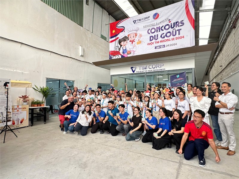 Học sinh lớp 7p tham gia hoạt động ngoại khóa với cuộc thi hương vị 2024