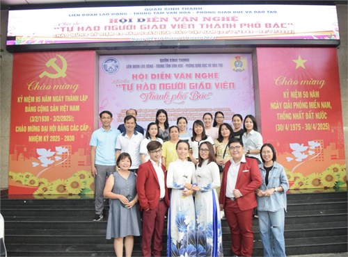 Hội diễn văn nghệ chào mừng Ngày Nhà giáo Việt Nam 20/11 với chủ đề “Tự hào người giáo viên thành phố Bác”.