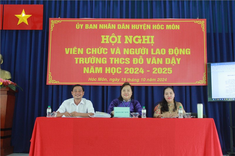 Hội nghị viên chức và người lao động trường thcs đỗ văn dậy năm học 2024 - 2025