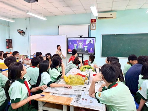 Thao giảng Tổ môn Công nghệ: Bài 4- Thực hành trồng cây rau muống bằng phương pháp giâm cành
