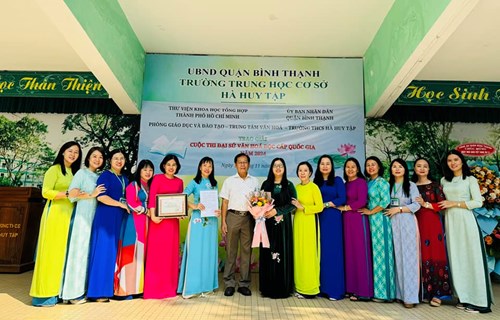 Trường Trung học cơ sở Hà Huy Tập đạt giải cuộc thi Đại sứ Văn hoá đọc cấp quốc gia cho tập thể