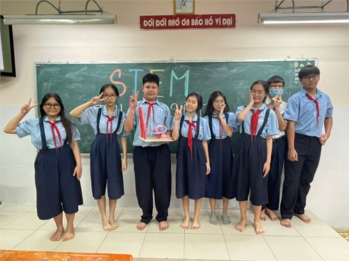 STEM tạo tàu lượn siêu tốc k9  ngày 23/9/2024- thầy Quyền