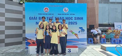 CHÚC MỪNG TỔ VTM và các em HS xuất sắc đạt 7HCV, 2HCB, 3HCĐ bơi lội cấp quận vào ngày 10/12/2024.