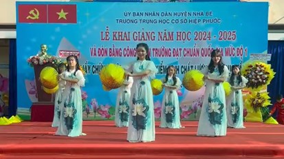 Máu đỏ da vàng - Helo Việt Nam