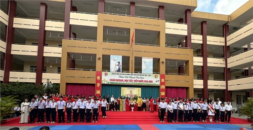 Trường THCS Hoàng Diệu tổ chức LỄ GIỖ QUỐC TỔ HÙNG VƯƠNG và Kỷ niệm ngày mất Danh tướng Hoàng Diệu.