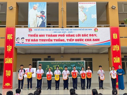 Chuyên đề tuyên truyền an toàn giao thông với chủ đề  an toàn giao thông - nụ cười ngày mai  năm học 2024-2025