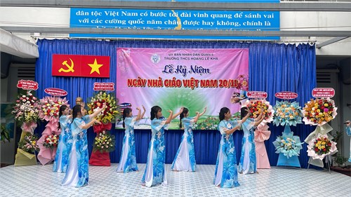 Lễ kỷ niệm 42 năm ngày Nhà giáo Việt Nam 20/11 (20/11/1982 - 20/11/2024)
