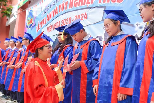 Lễ tri ân và tốt nghiệp THCS năm học 2023 - 2024