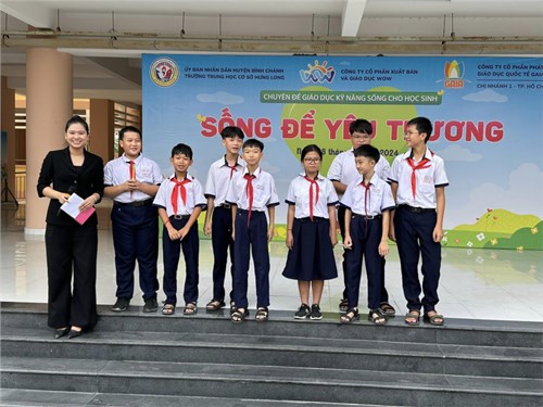 Trường THCS Hưng Long đã tổ chức Chuyên đề giáo dục kỹ năng sống cho học sinh -  Sống để yêu thương 