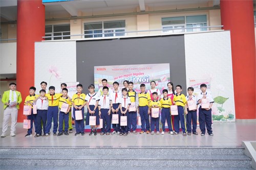 Buổi giao lưu cùng chương trình Agenda Workshop- Ice + Nước vị trái cây với slogan   Rũ bỏ ngại ngần, vô tư kết nối .