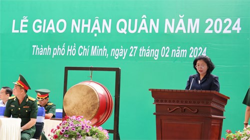Thanh niên Quận 5 hăng hái lên đường nhập ngũ năm 2024