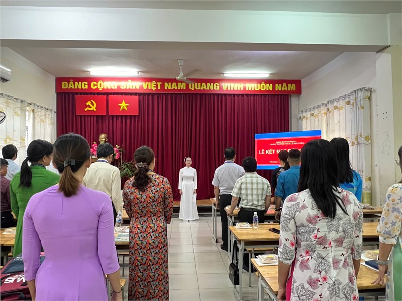 Lễ kết nạp đảng viên mới