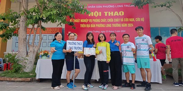 Hội thao kỹ thuật nghiệp vụ phòng cháy, chữa cháy và cứu nạn, cứu hộ trên địa bàn phường Long Trường năm 2024