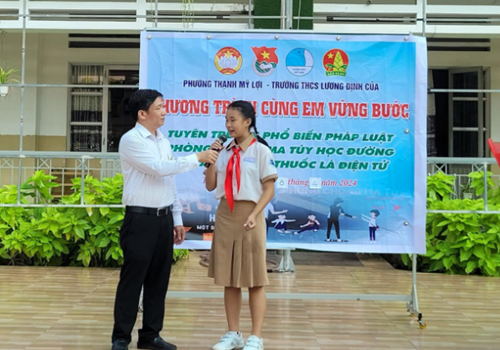 “Tuyên truyền phổ biến pháp luật phòng chống ma túy học đường và tác hại của thuốc lá điện tử”