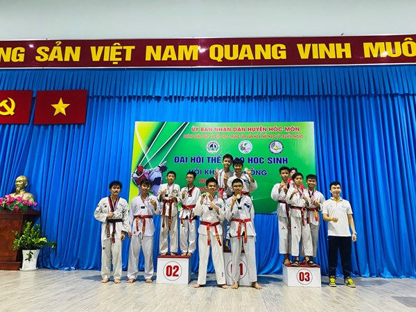 CLB Năng Khiếu võ tham gia hội thao cấp huyện