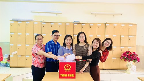 Hop chi bộ tháng 3 năm 2024