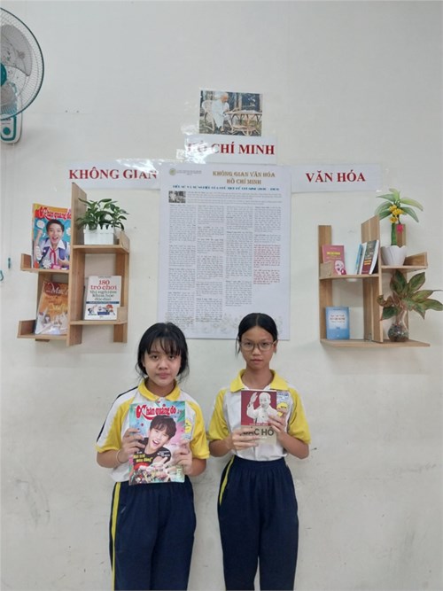 Chi đội lớp 6A9 thực hiện Không gian văn hóa Hồ Chí Minh
