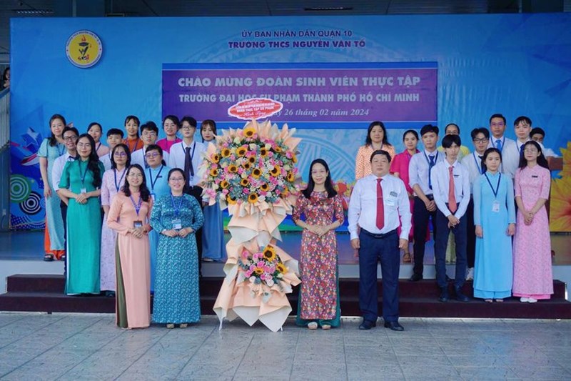 Lễ chào đón các bạn sinh viên thực tâp tại trường THCS Nguyễn Văn Tố