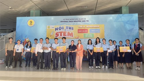Học sinh trường THCS Nguyễn Văn Tố hào hứng tham gia hội thi STEM