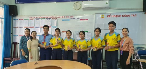 Đội tuyển thi học sinh giỏi cấp TPHCM