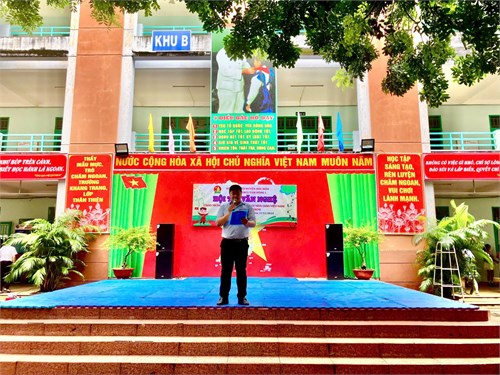 Chào mừng 42 năm ngày nhà giáo việt nam (20/11/1982 - 20/11/2024)