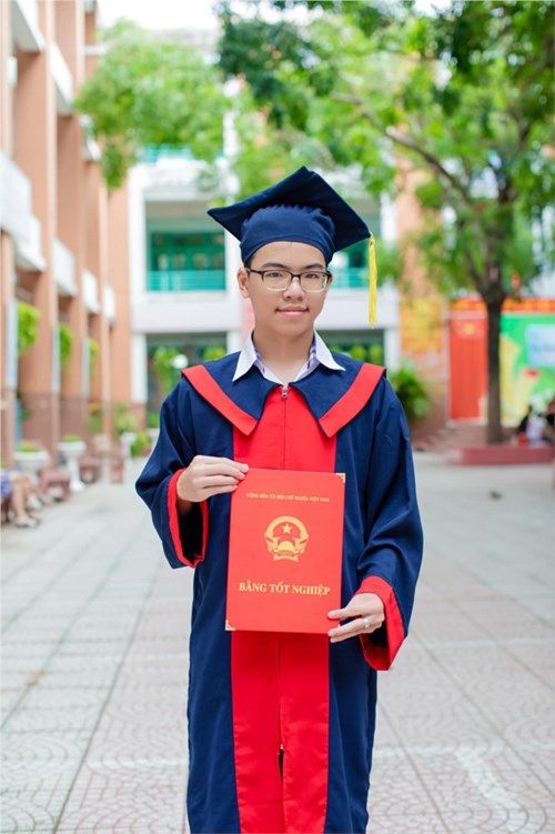 Xin chúc mừng bạn đặng minh phúc lớp 9b4 đã thi với số điểm rất cao và đạt top 200 thí sinh có điểm xét tuyển lớp 10 tphcm cao nhất theo thống kê của báo vietnamnet.